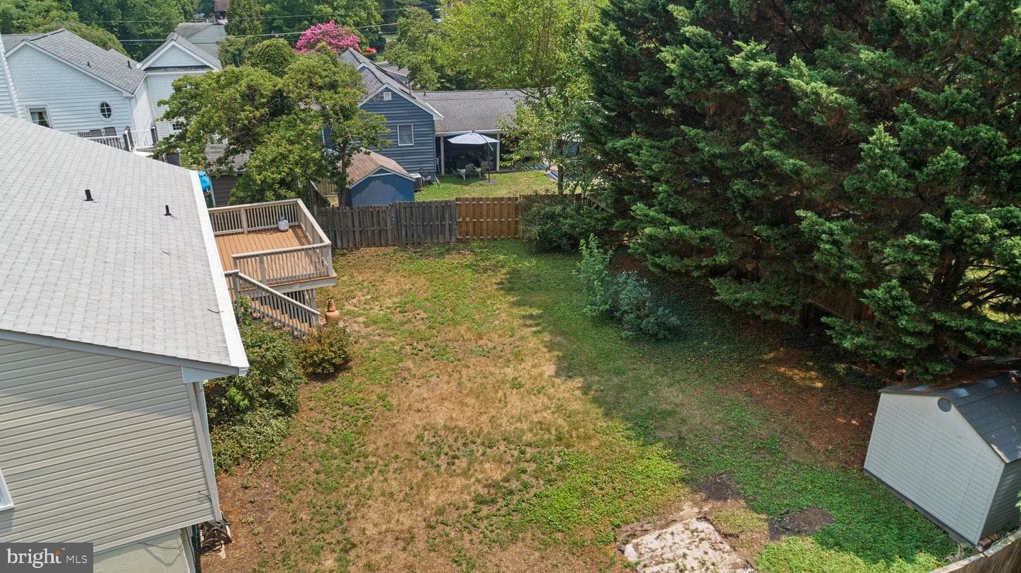 1099 Linden Tree Drive photo 41
