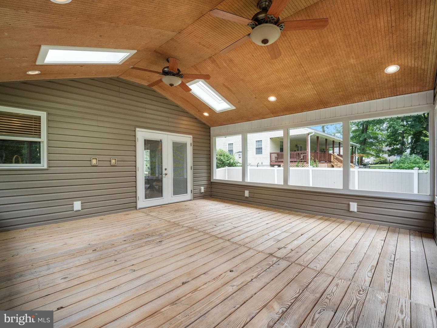 7884 Belhaven Avenue photo 22