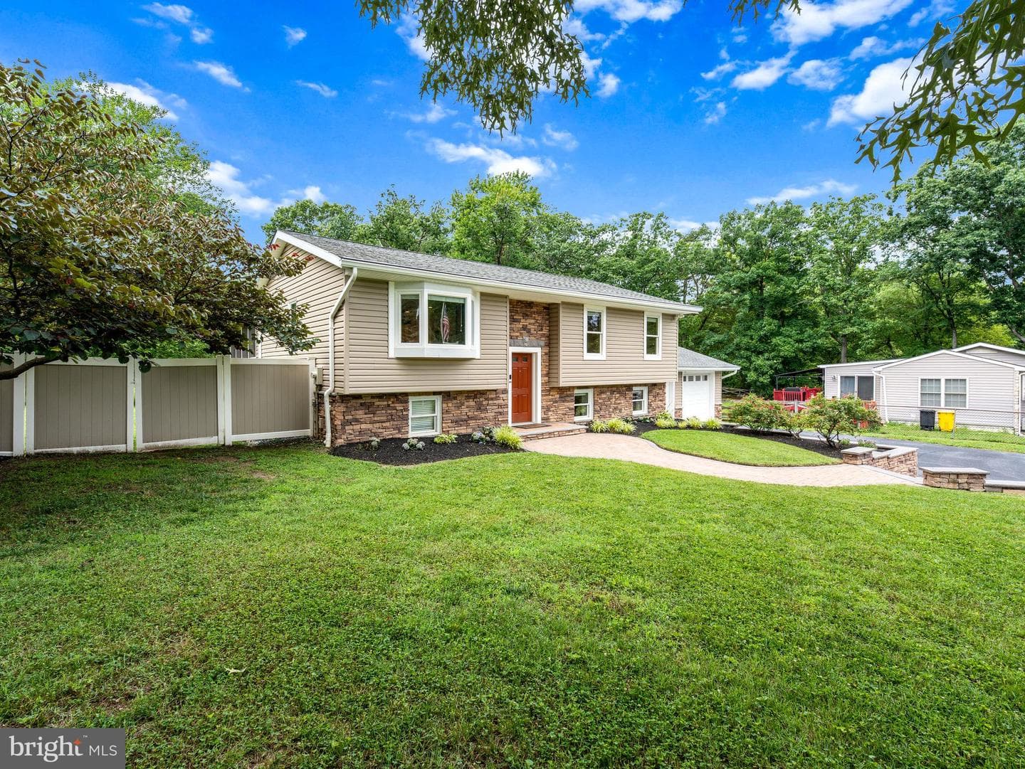 7884 Belhaven Avenue photo 29