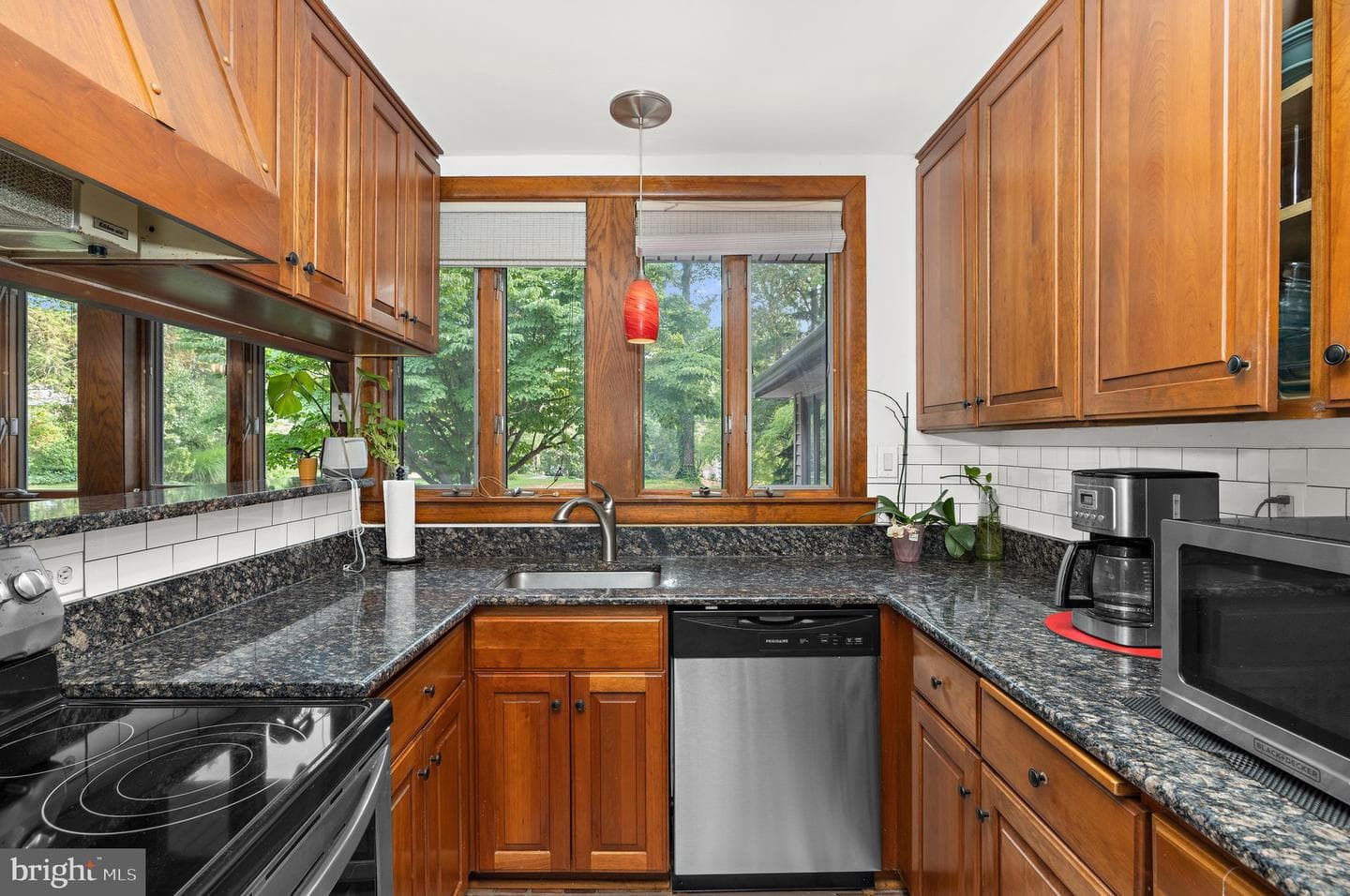 716 Andover Road photo 11
