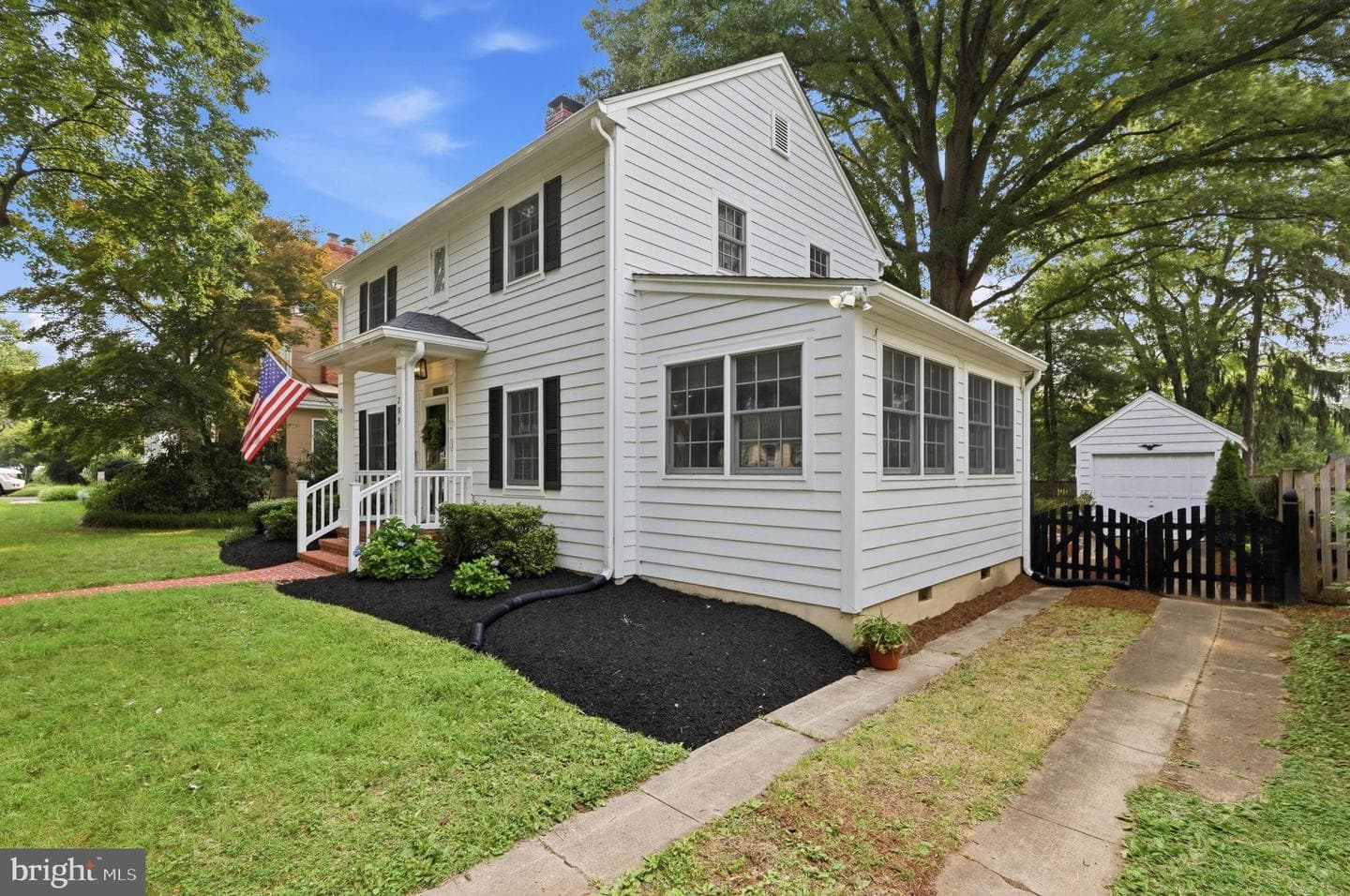 209 S Cherry Grove Avenue photo 53