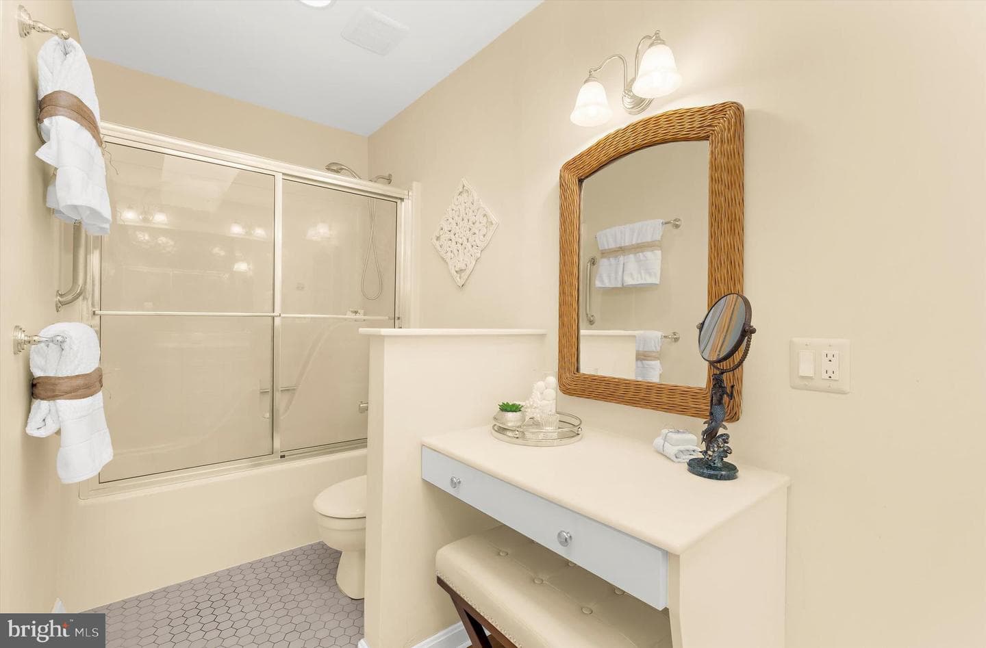 1105 Boucher Avenue photo 26