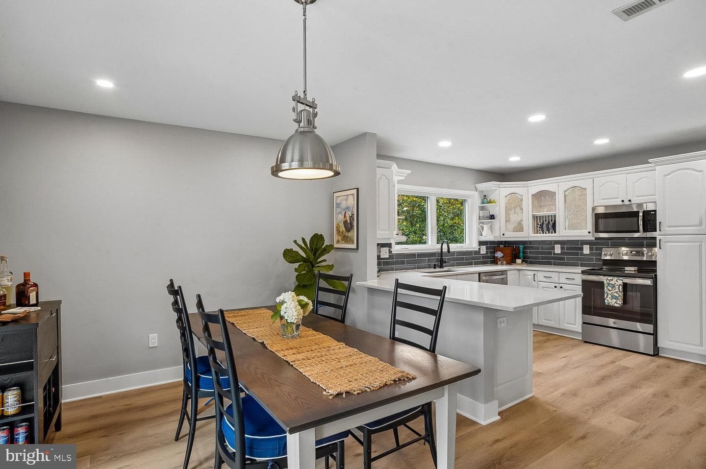 117 Sunset Drive photo 14