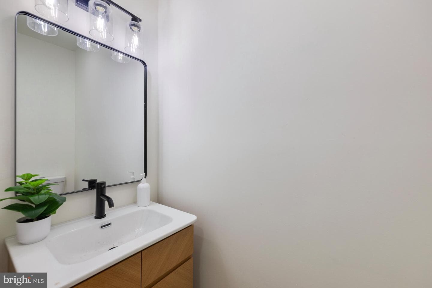 1018 Bell Avenue photo 13
