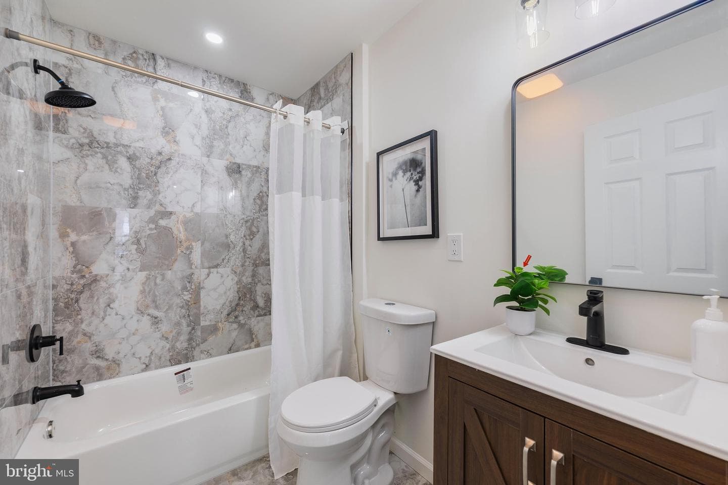 1018 Bell Avenue photo 19