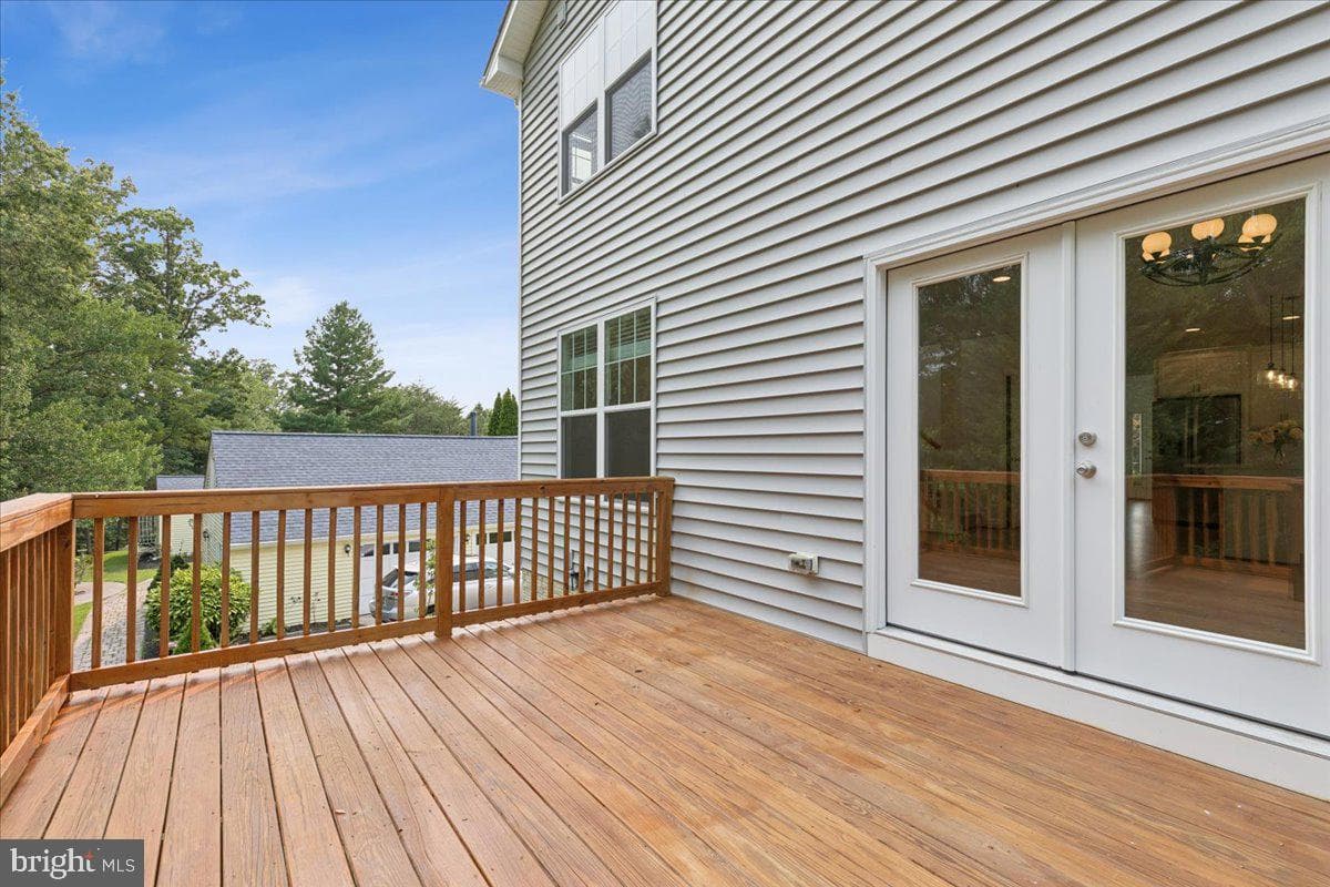 603 Overhill Drive photo 22