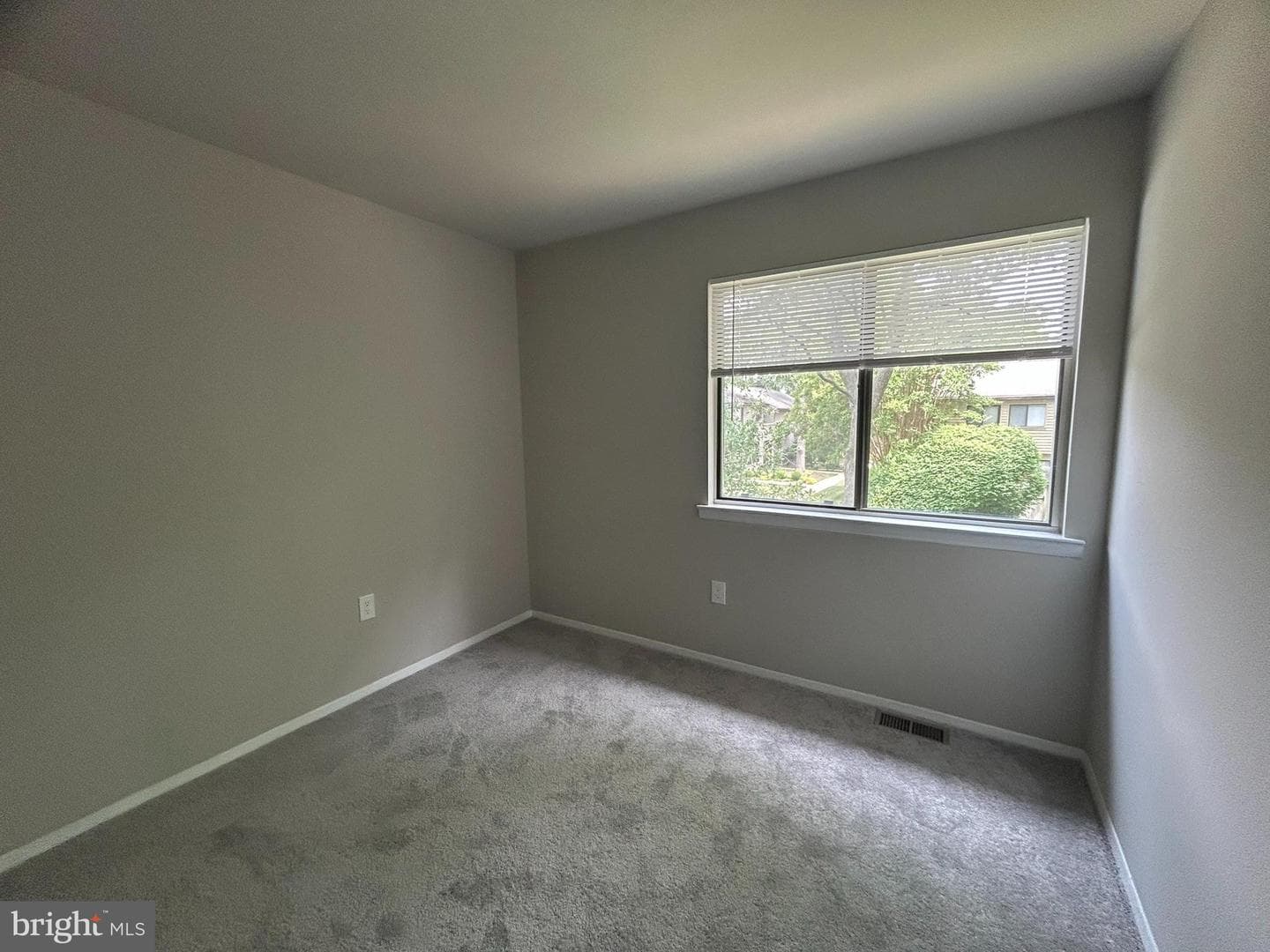 1041 Cedar Ridge Court photo 13