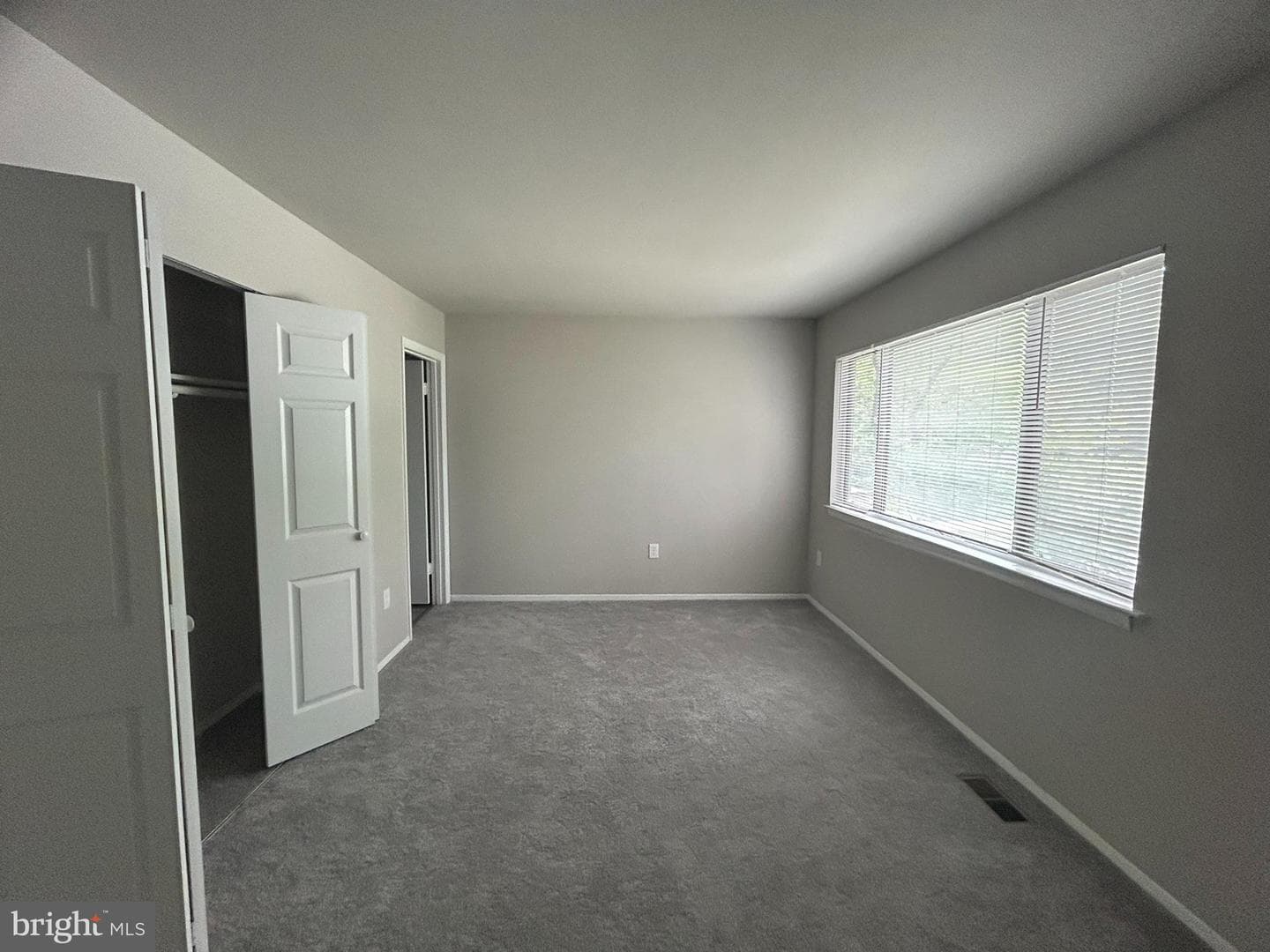 1041 Cedar Ridge Court photo 8