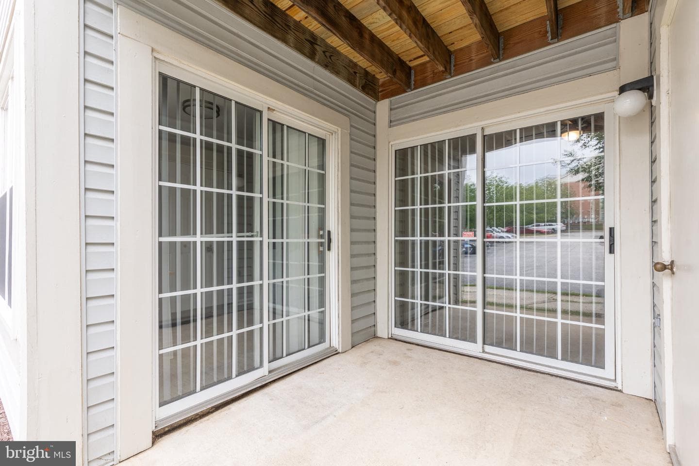 312 Blue Water Court #104 D photo 27