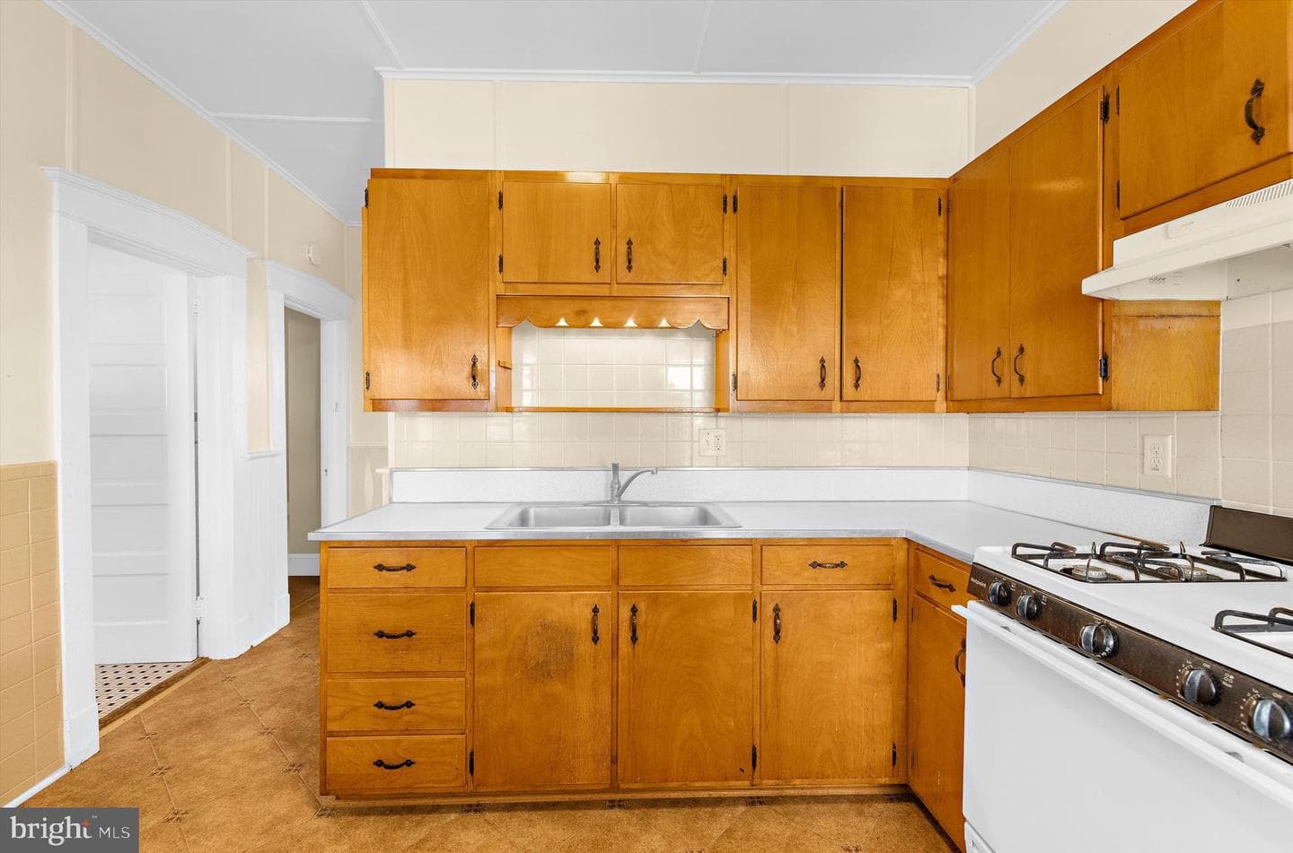 305 Melvin Avenue photo 24
