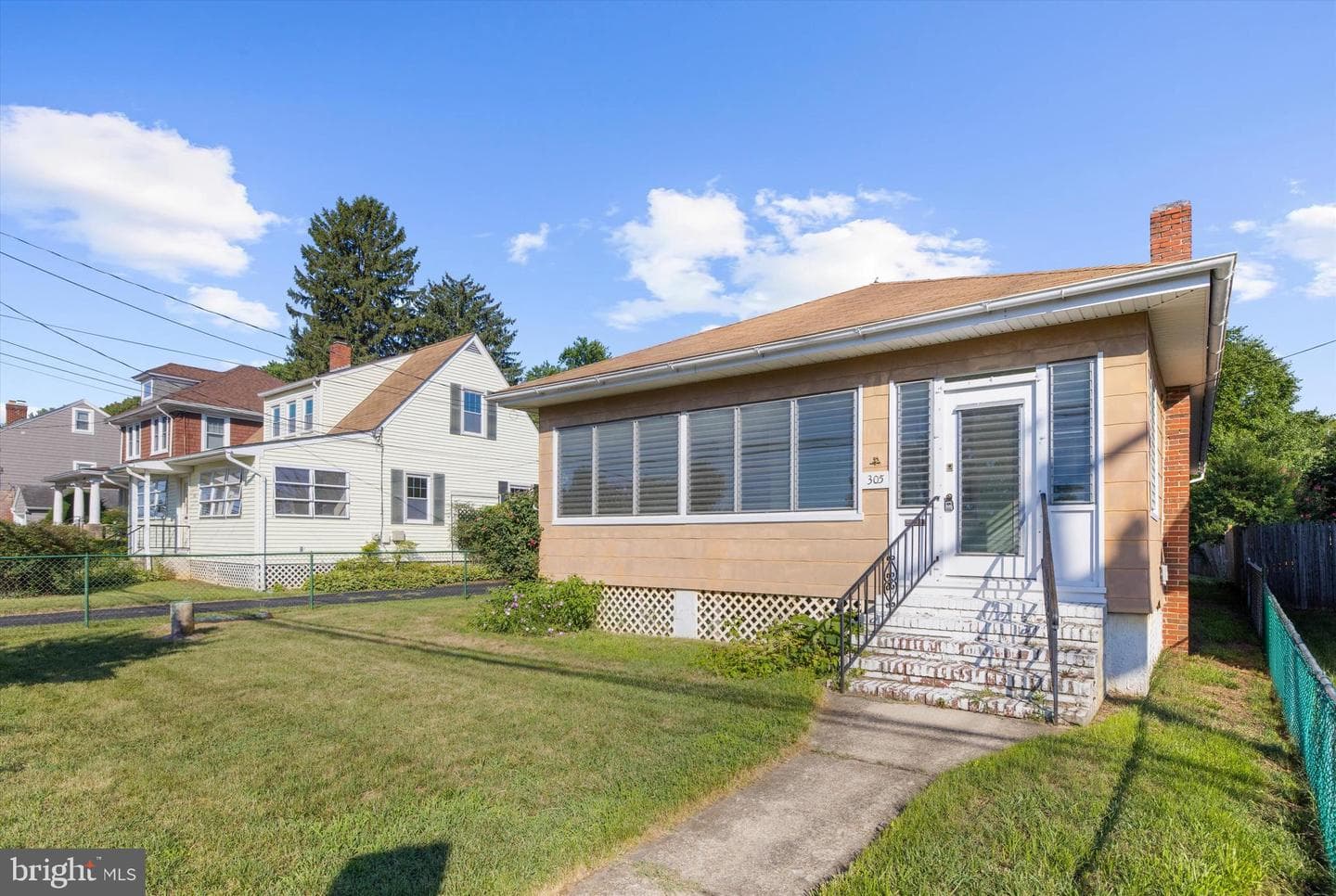 305 Melvin Avenue photo 4