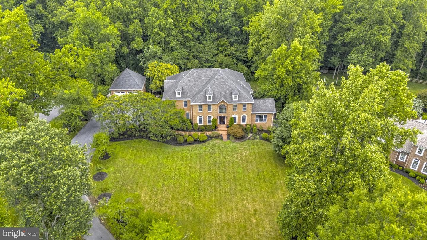 3404 Burgh Lane photo 12