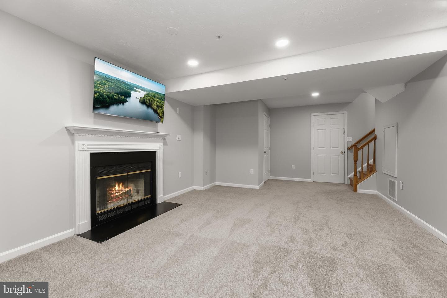 2676 Summers Ridge Drive photo 24