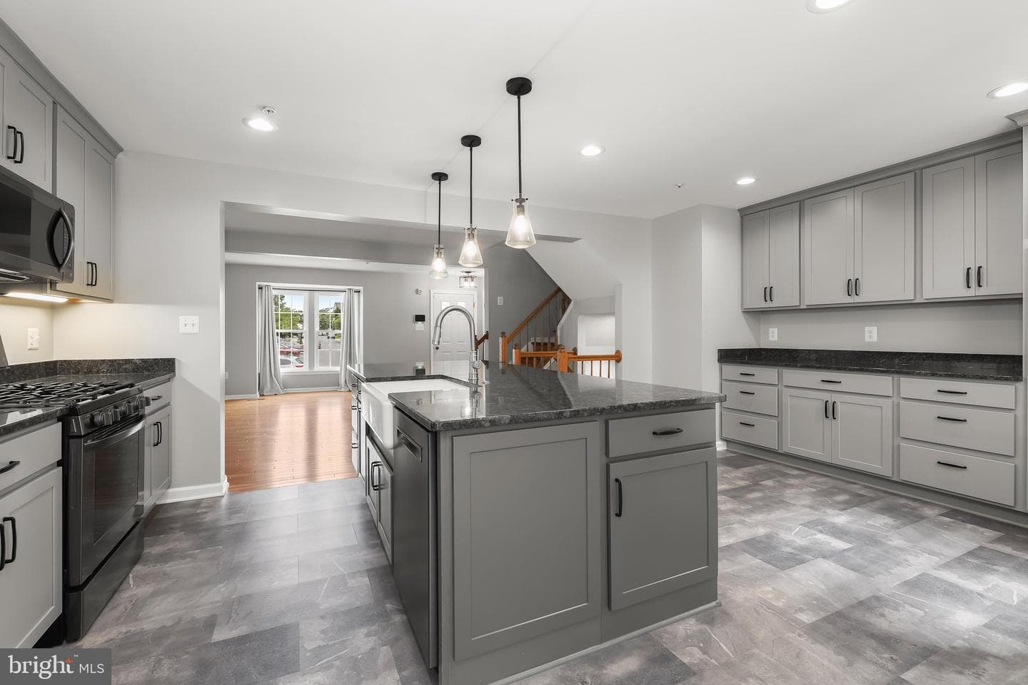 2676 Summers Ridge Drive photo 8