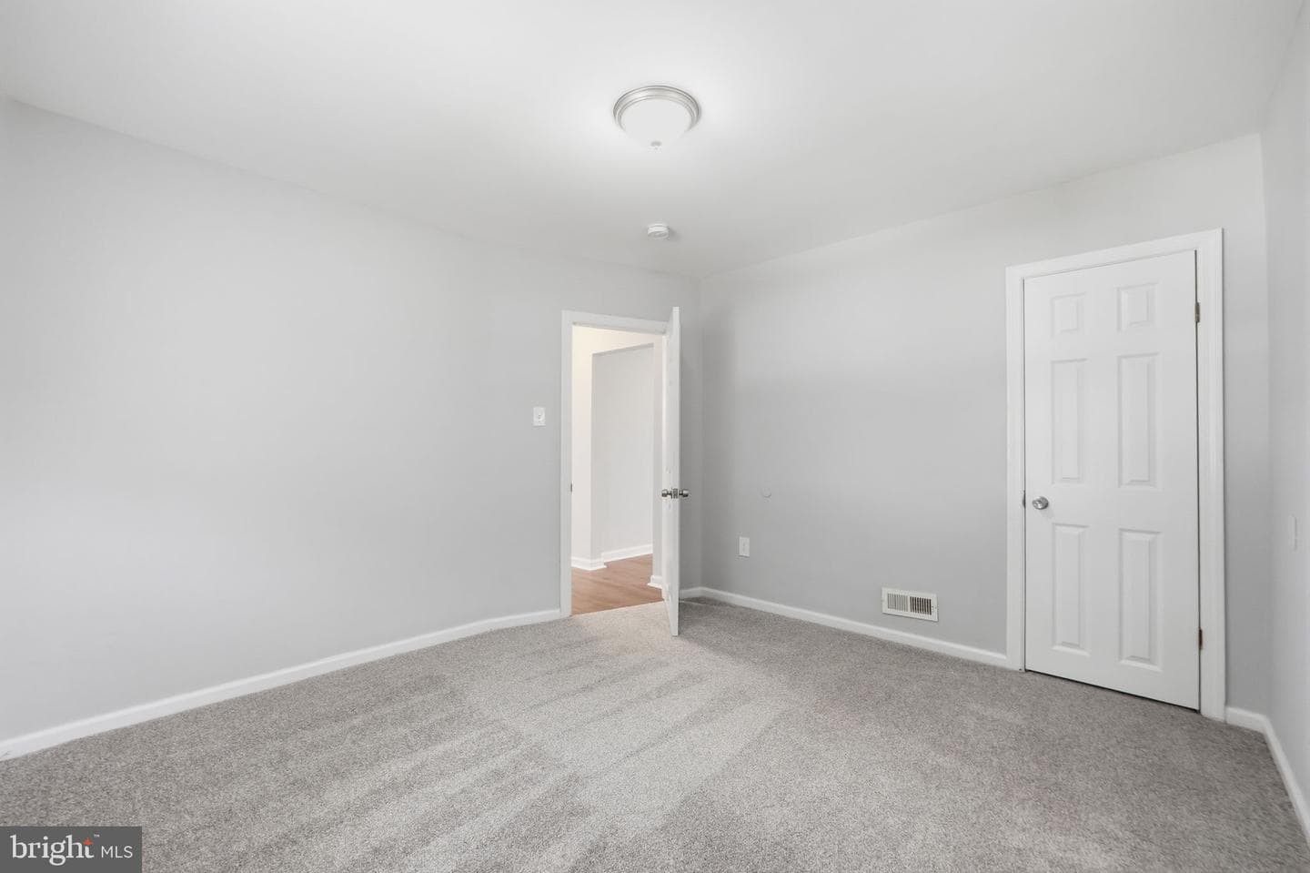176 Carroll Road photo 13