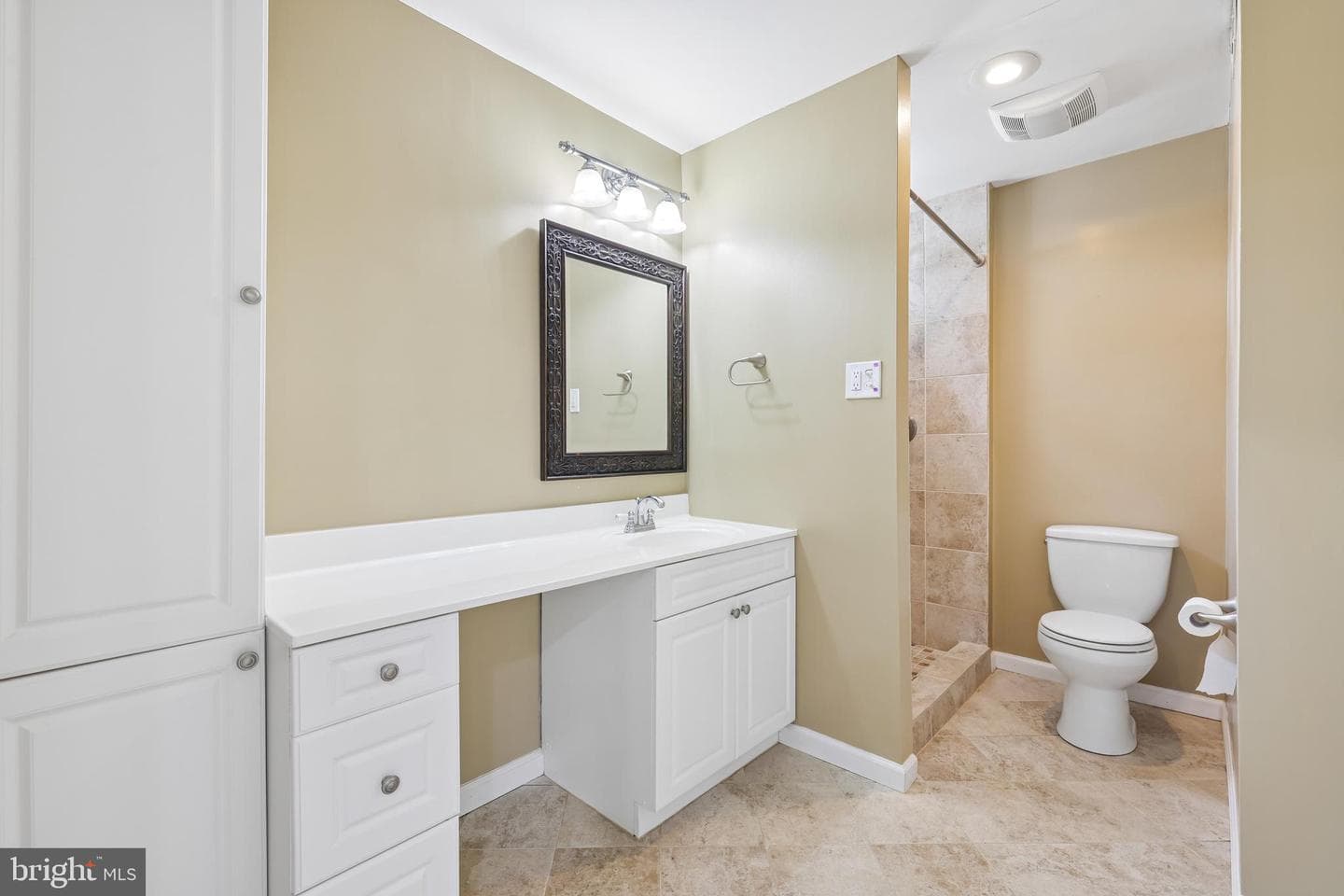 1410 Knights Bridge Turn photo 31