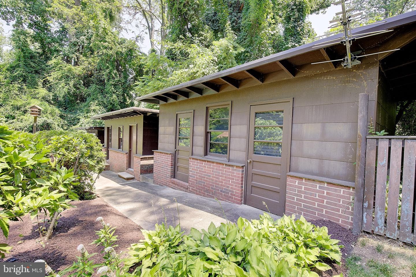 1169 Latrobe Drive photo 32