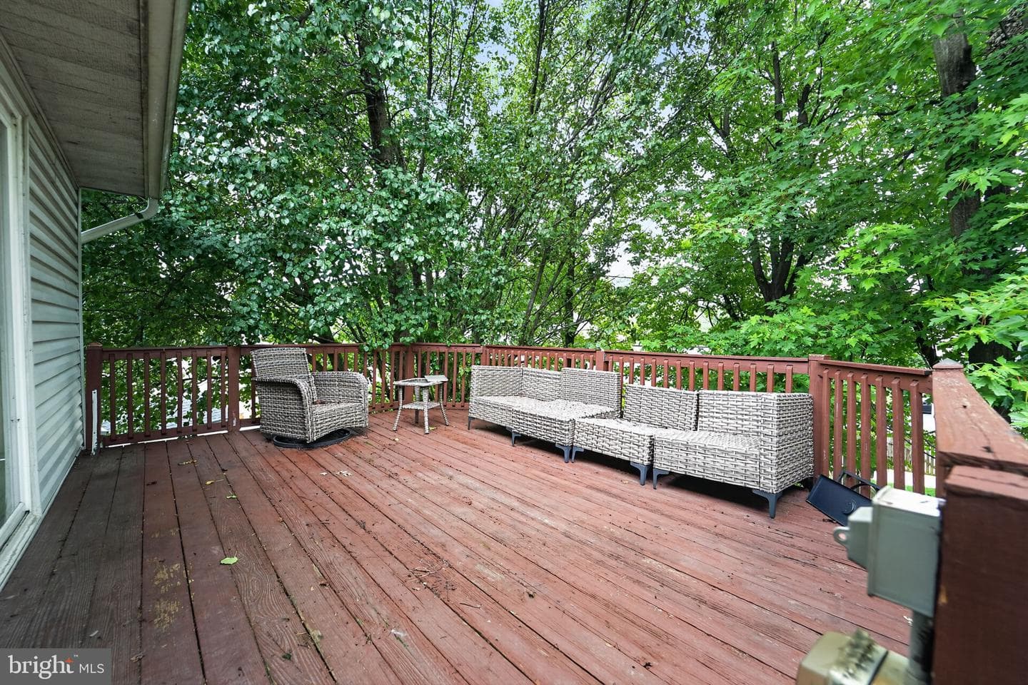 7562 Greenknoll Court photo 25