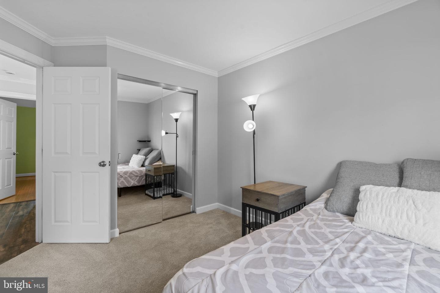 2023 Compton Court photo 21