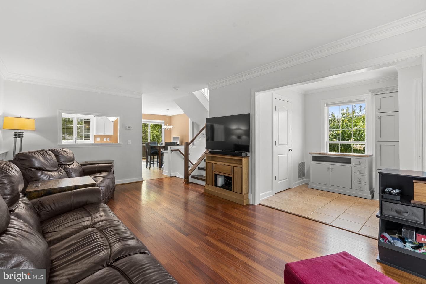2023 Compton Court photo 6