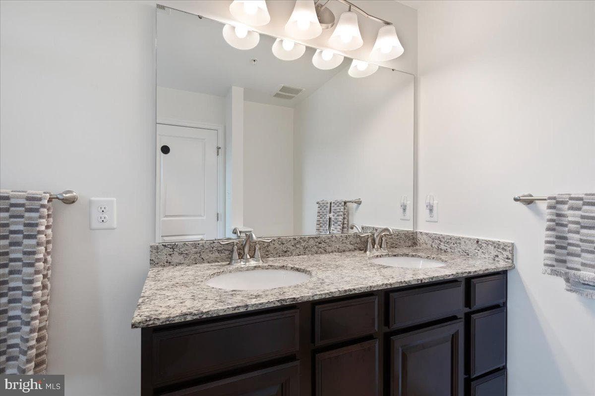 8109 Falcon Crest Drive photo 37