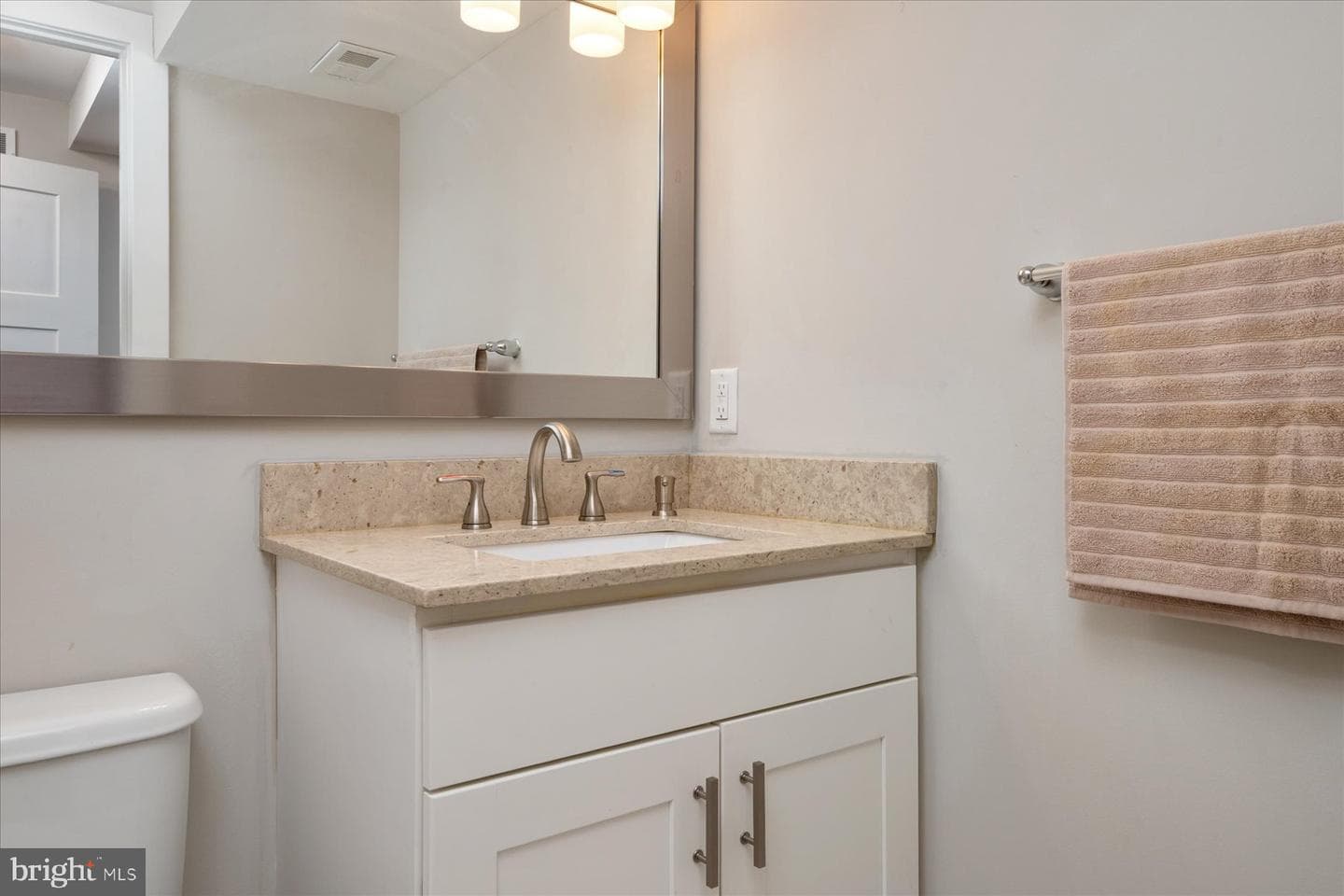 806 Lynwood Lane photo 41