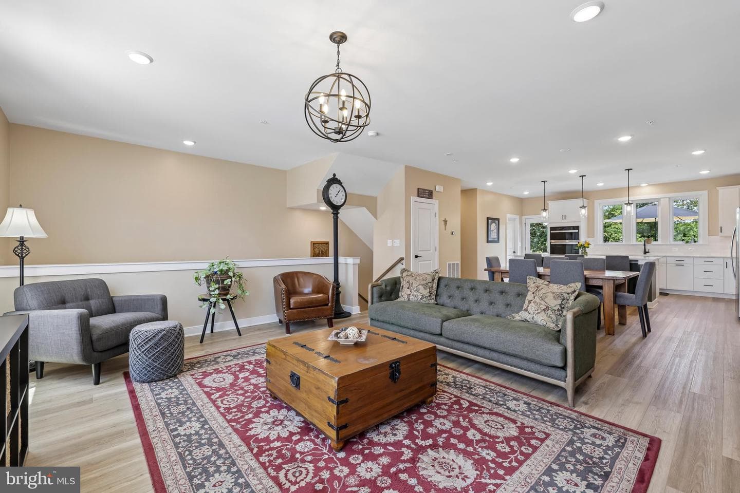 1120 Crested Wood Drive photo 12