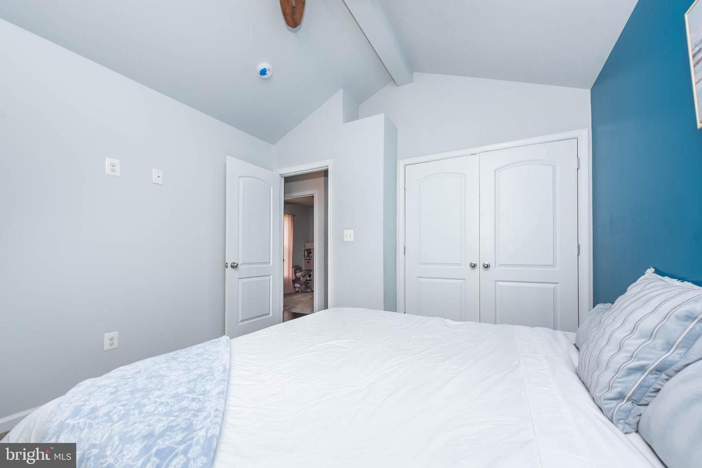 7746 Overhill Road photo 20