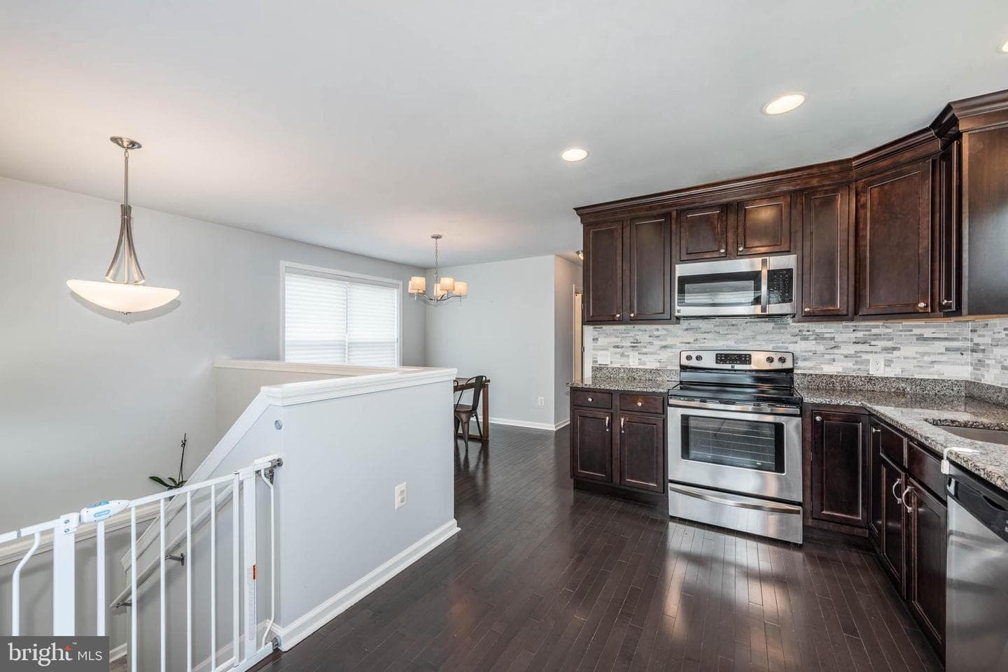 7746 Overhill Road photo 32