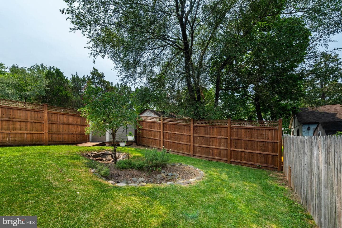 7746 Overhill Road photo 37