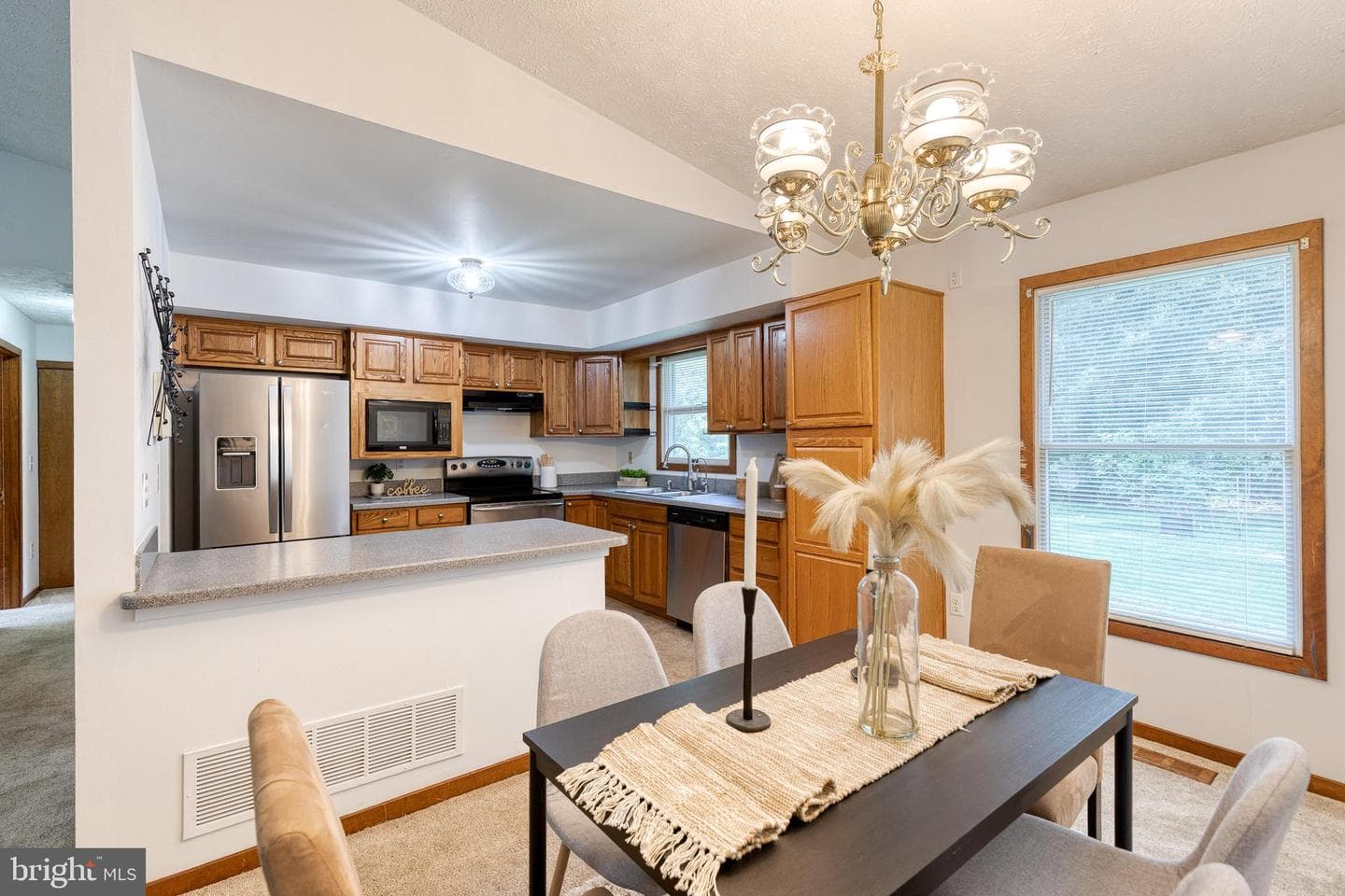 1568 Colony Road photo 16