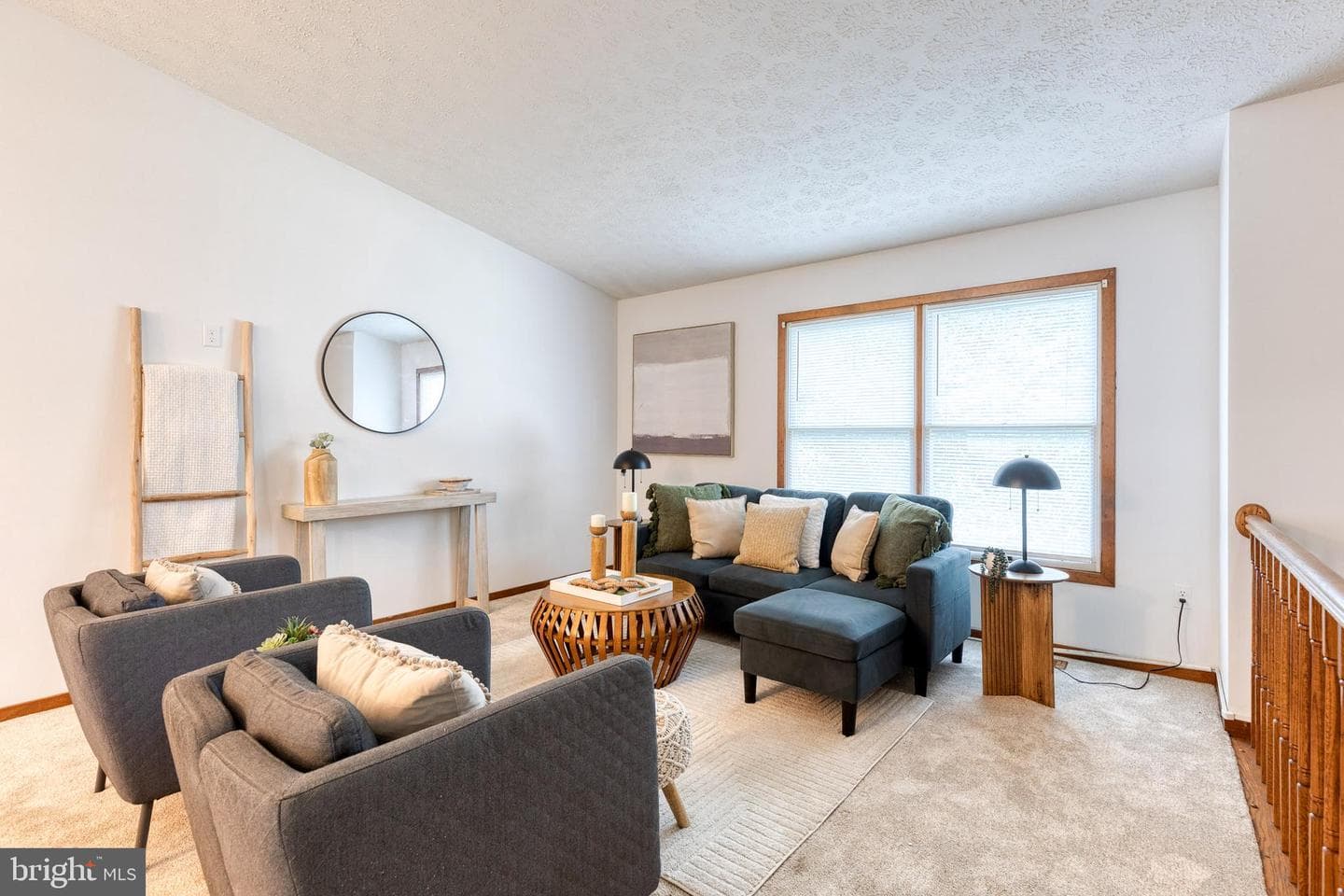 1568 Colony Road photo 4