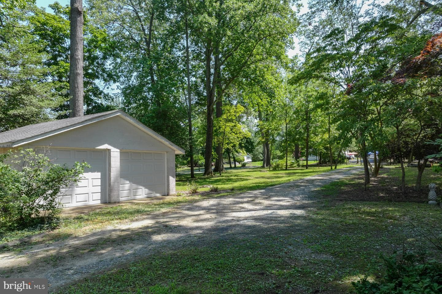 936 Burnett Avenue photo 16