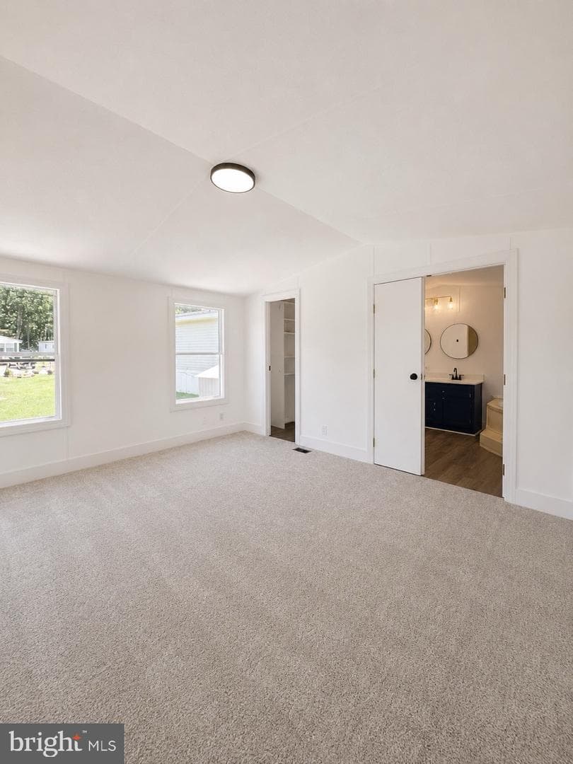 114 Berts Drive photo 11