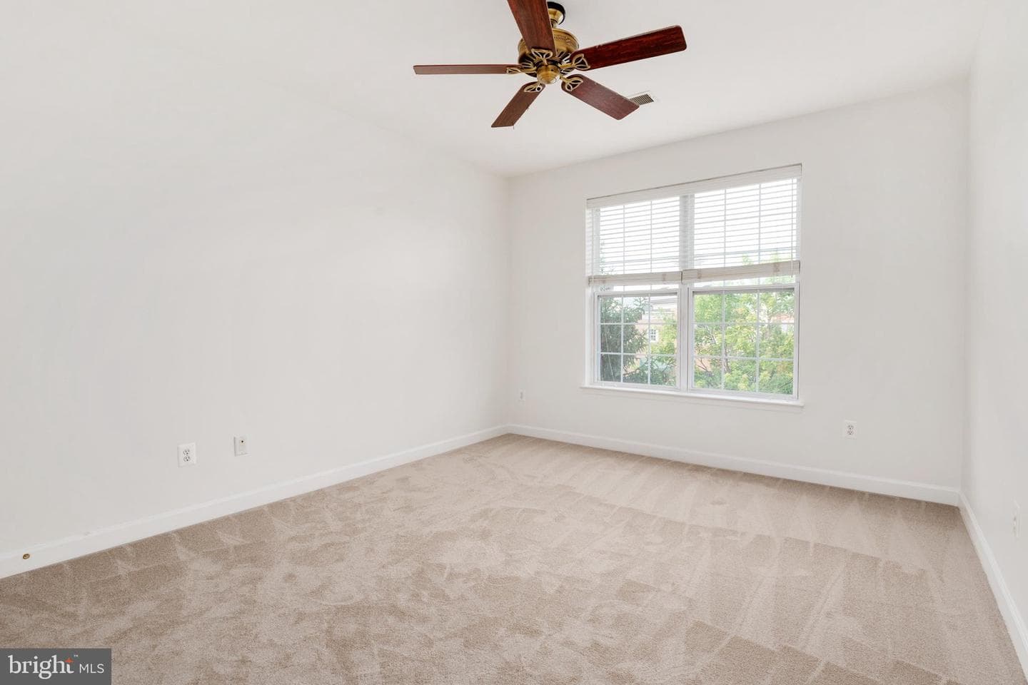 421 Hamlet Club Drive #305 photo 28