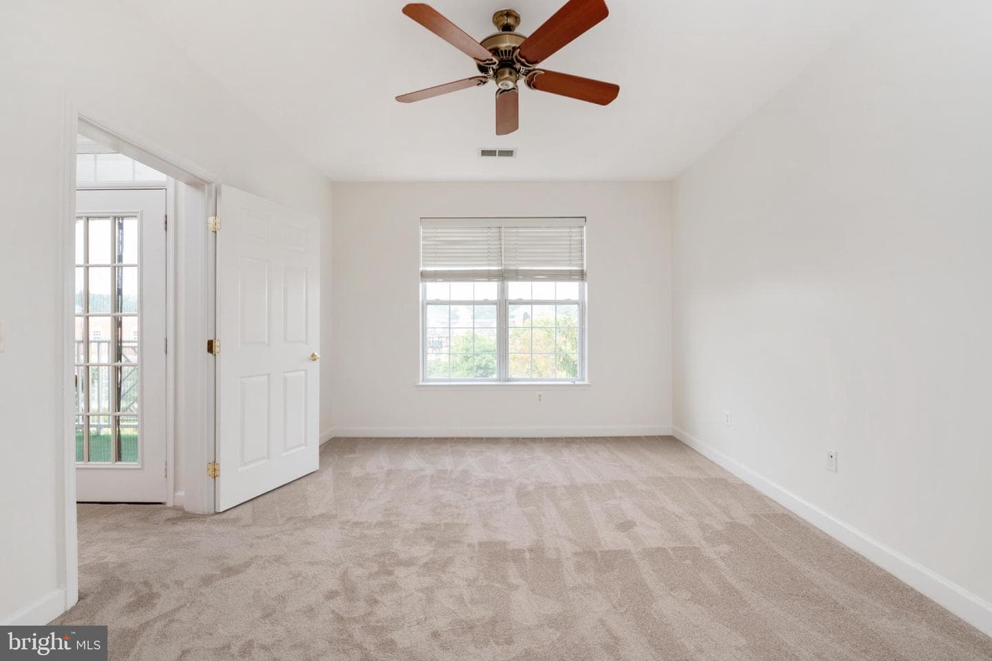 421 Hamlet Club Drive #305 photo 31