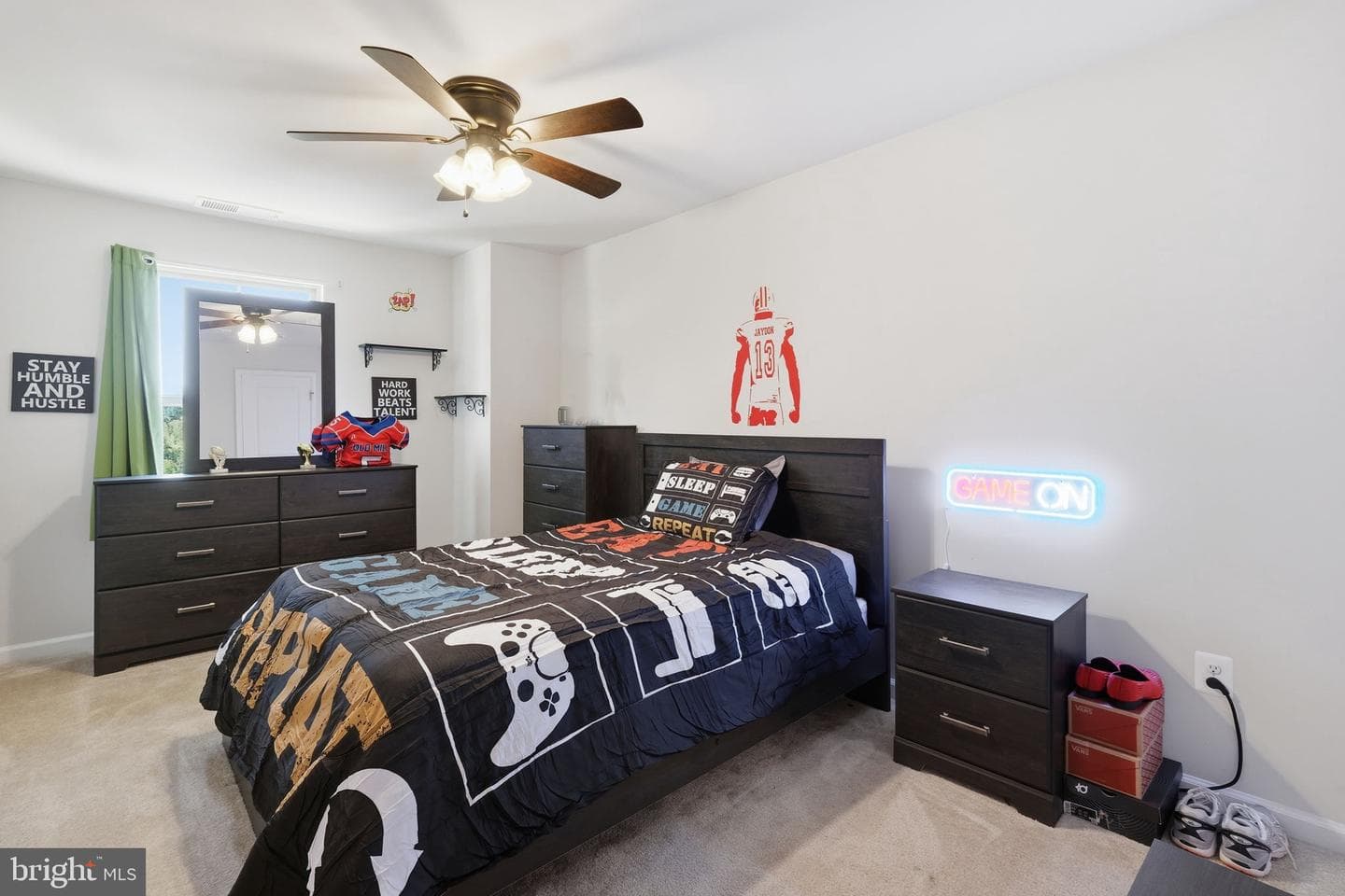 421 Zeman Drive photo 33