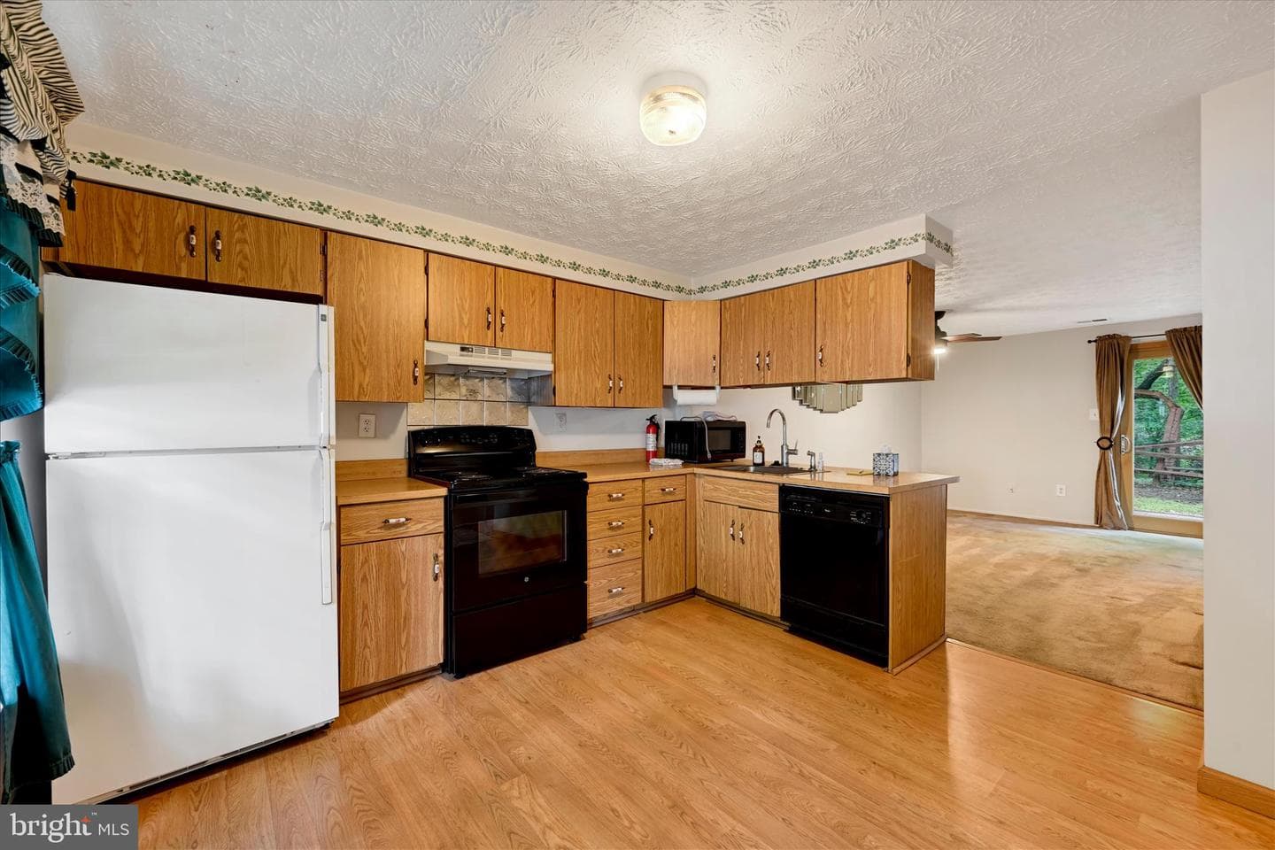 1503 Lodge Pole Court photo 6