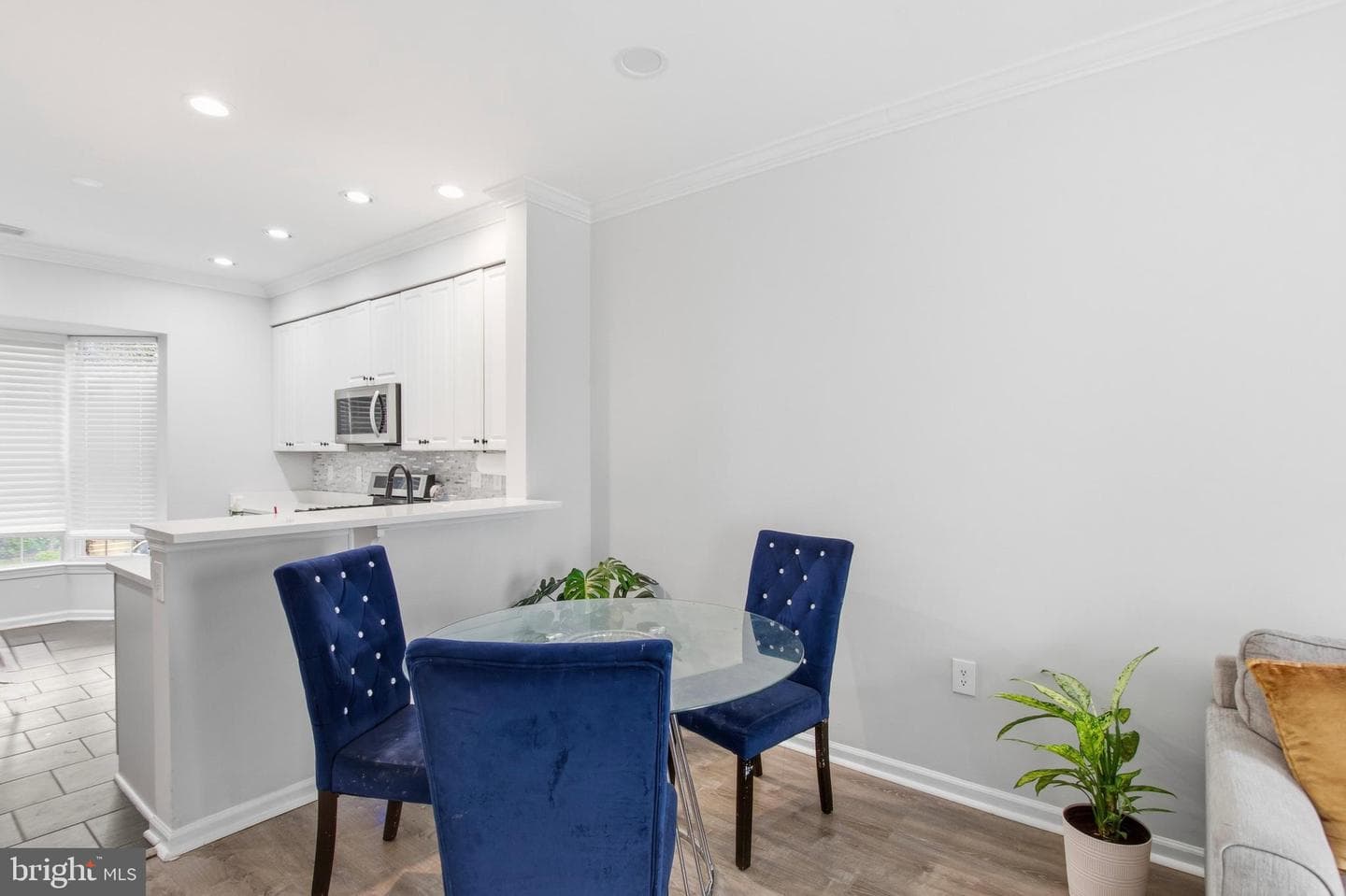 2435 Lizbec Court photo 10