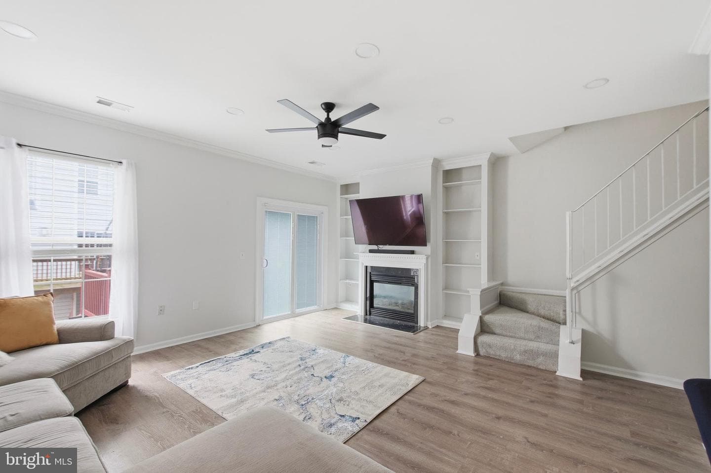 2435 Lizbec Court photo 14