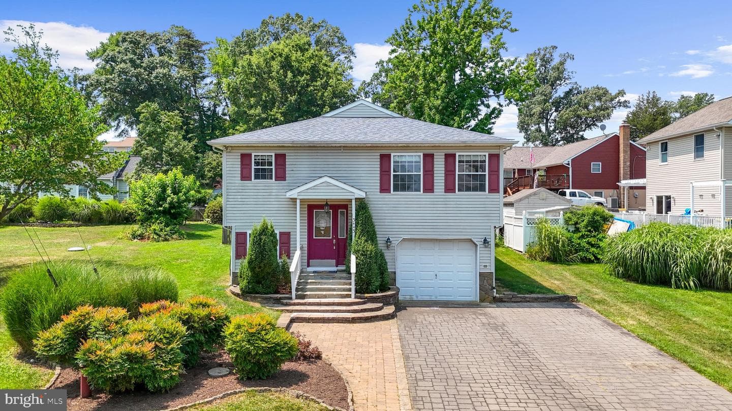 3443 S River Terrace, Edgewater