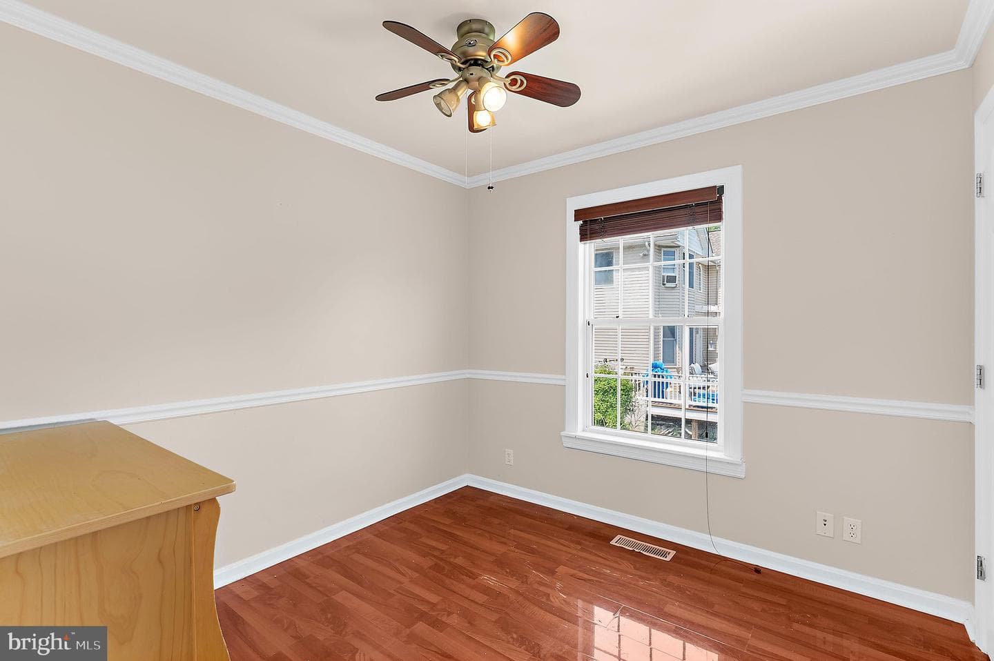 3443 S River Terrace photo 19