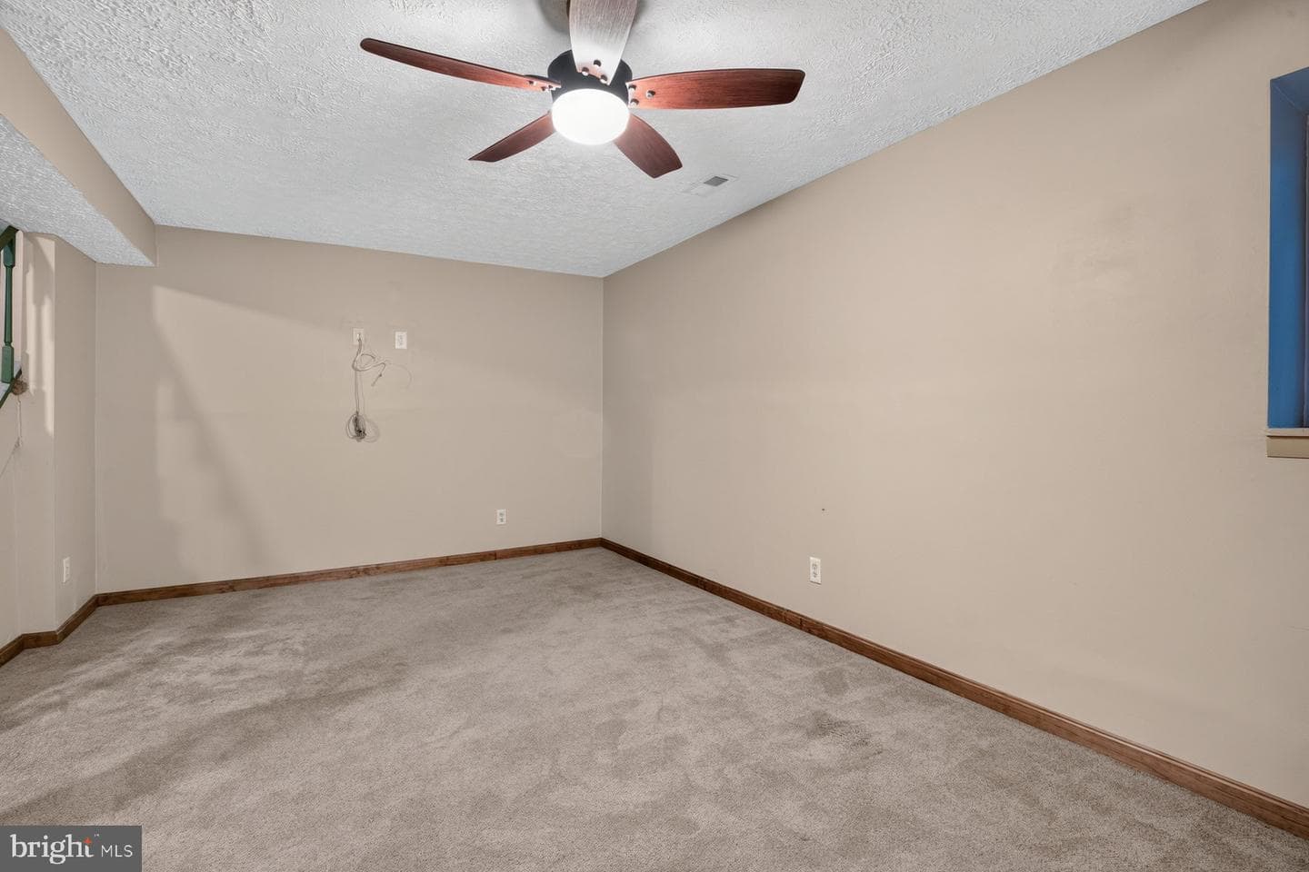 7746 Kidwell Court photo 16