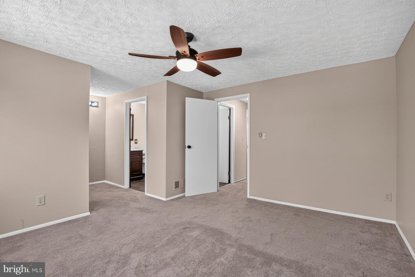 7746 Kidwell Court photo 19