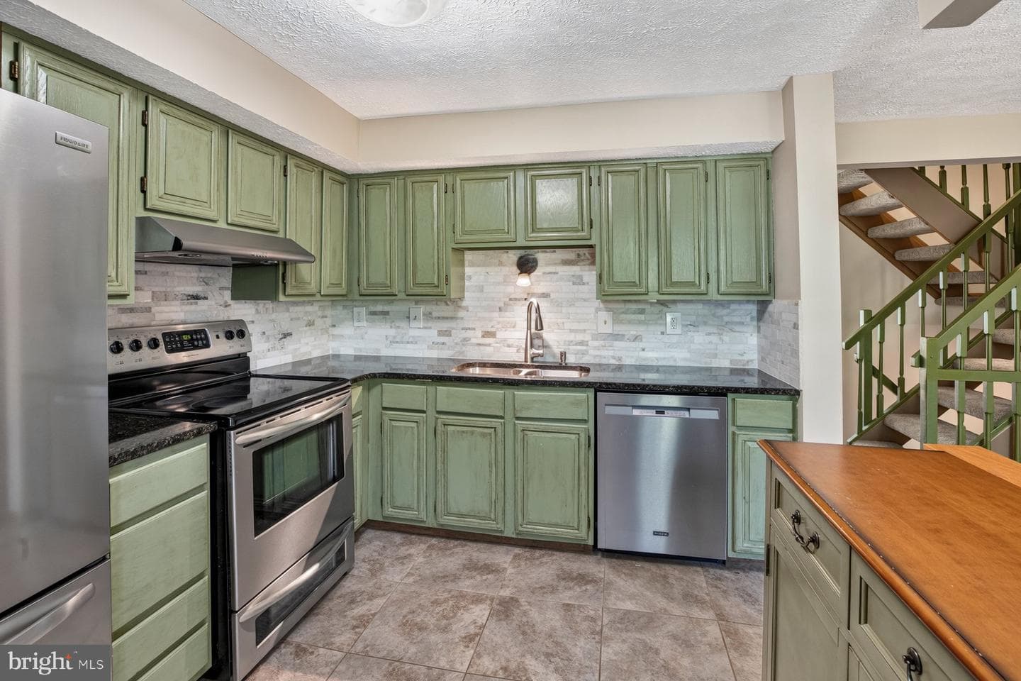 7746 Kidwell Court photo 9