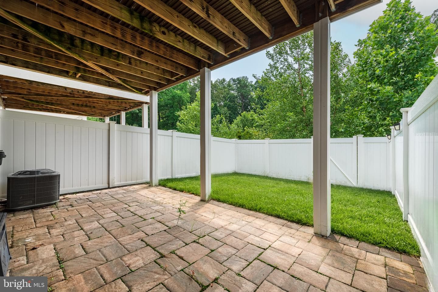 1317 Hawthorn Drive photo 24