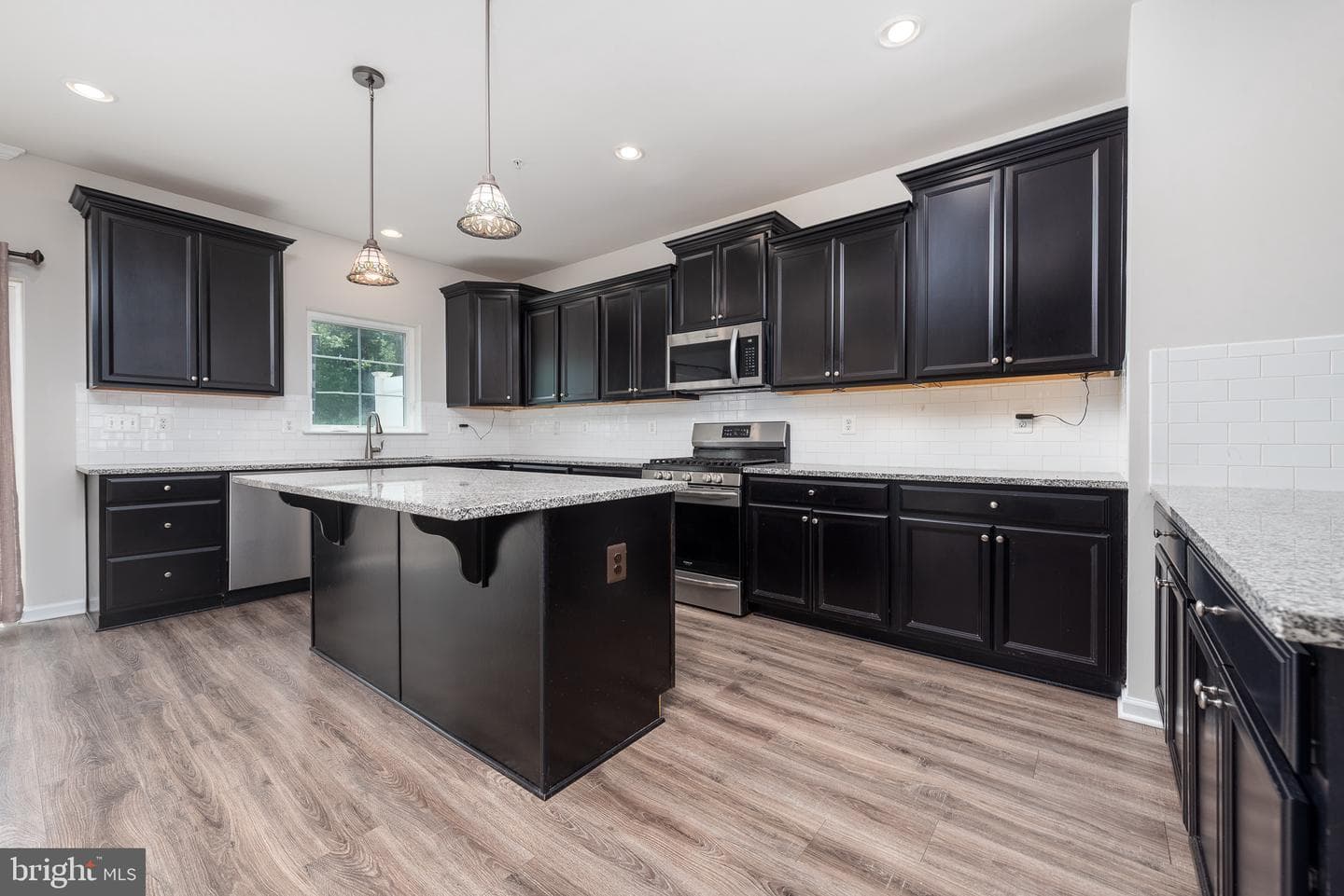 1317 Hawthorn Drive photo 9