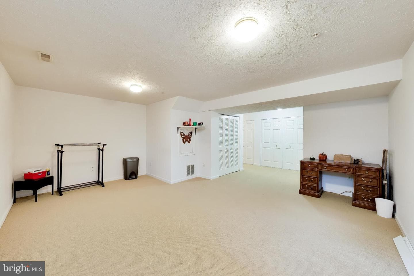 8703 Thornbrook Drive photo 18