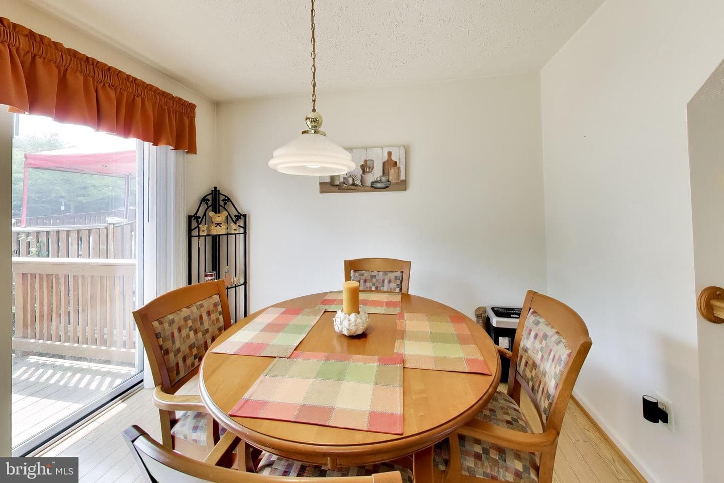 8703 Thornbrook Drive photo 7