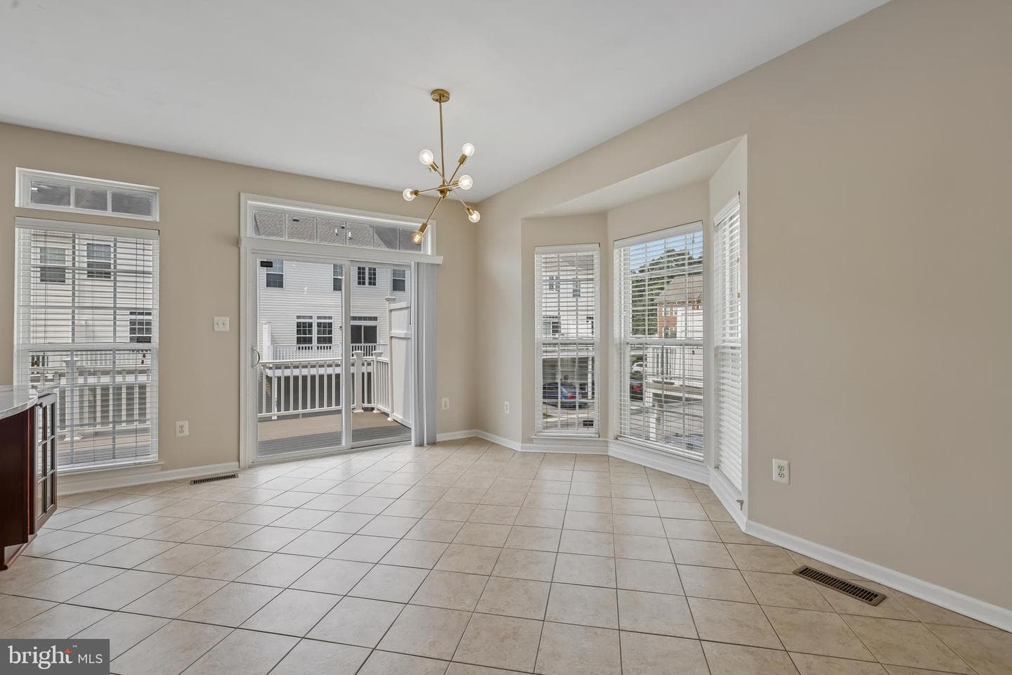 7644 Sandhurst Lane photo 22
